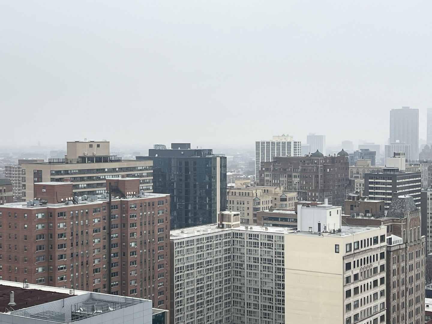 2800 N Lake Shore Drive Unit: 2711