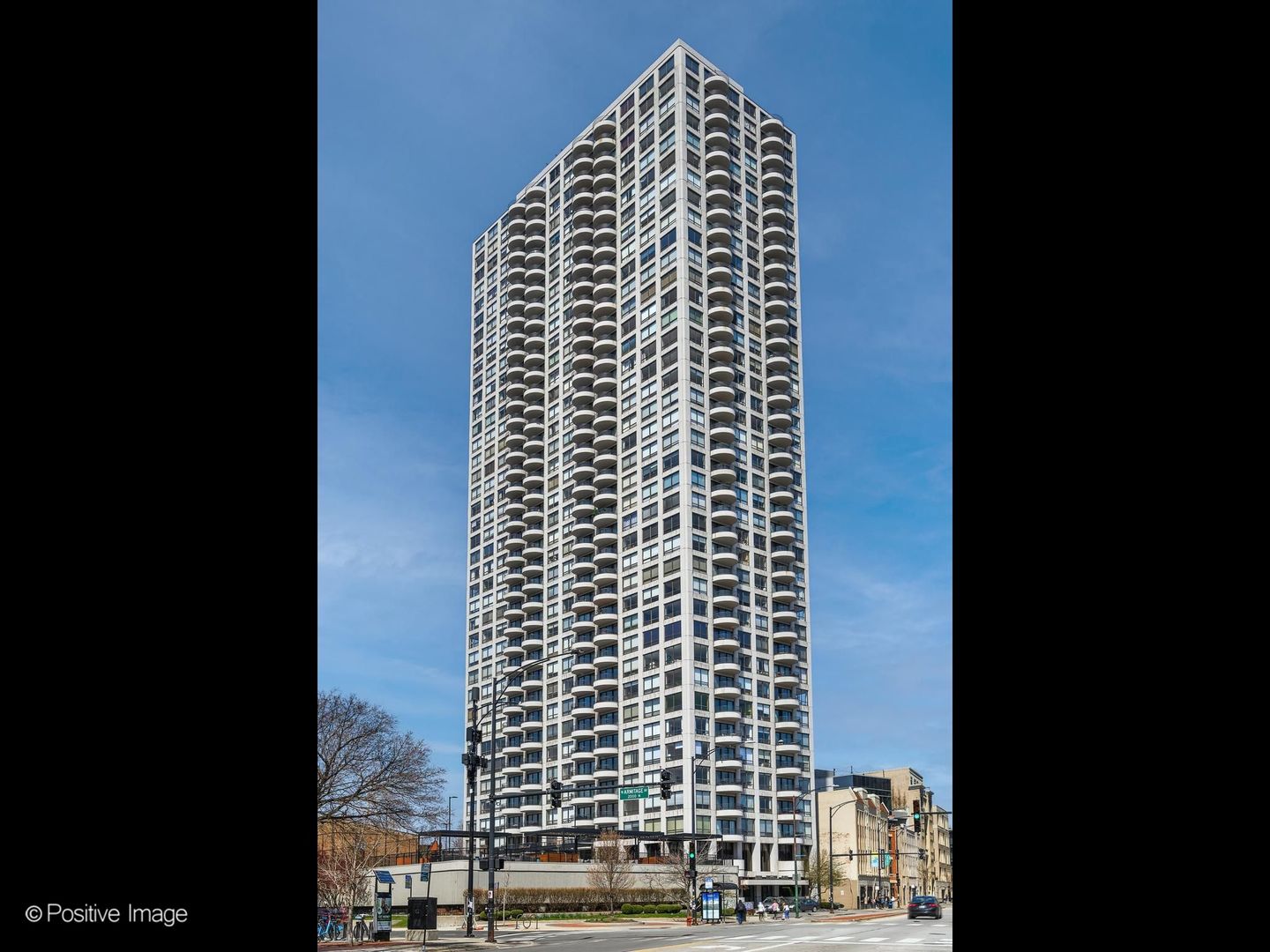 2020 N Lincoln Park West Unit: 4M