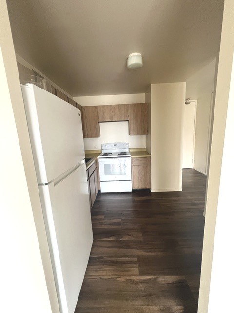 2020 N Lincoln Park West Unit: 16B