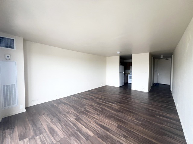 2020 N Lincoln Park West Unit: 16B