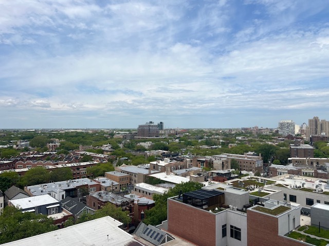 2020 N Lincoln Park West Unit: 13C