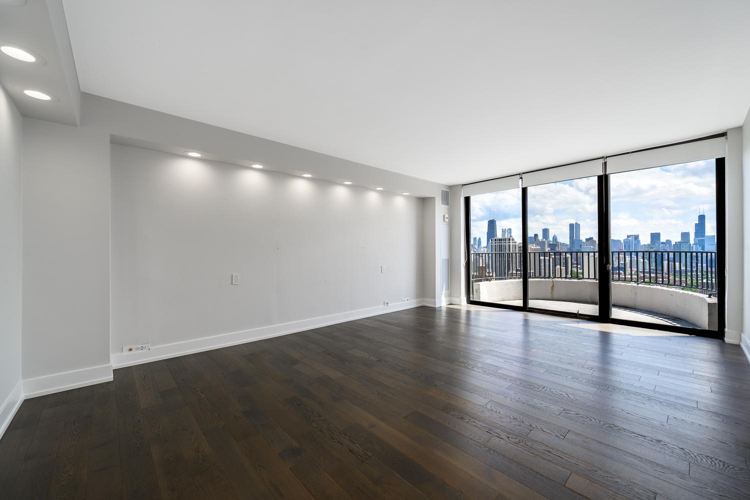 2020 N Lincoln Park West Unit: 38ML