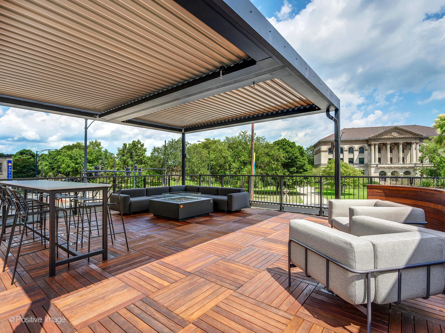 2020 N Lincoln Park West Unit: 32K