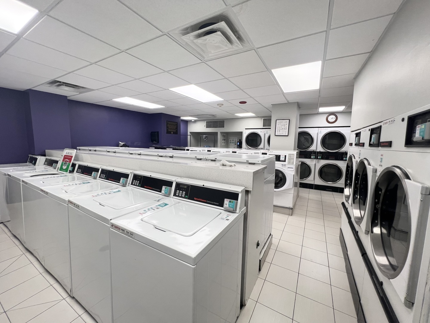 2650 N LAKEVIEW Avenue Unit: 3708