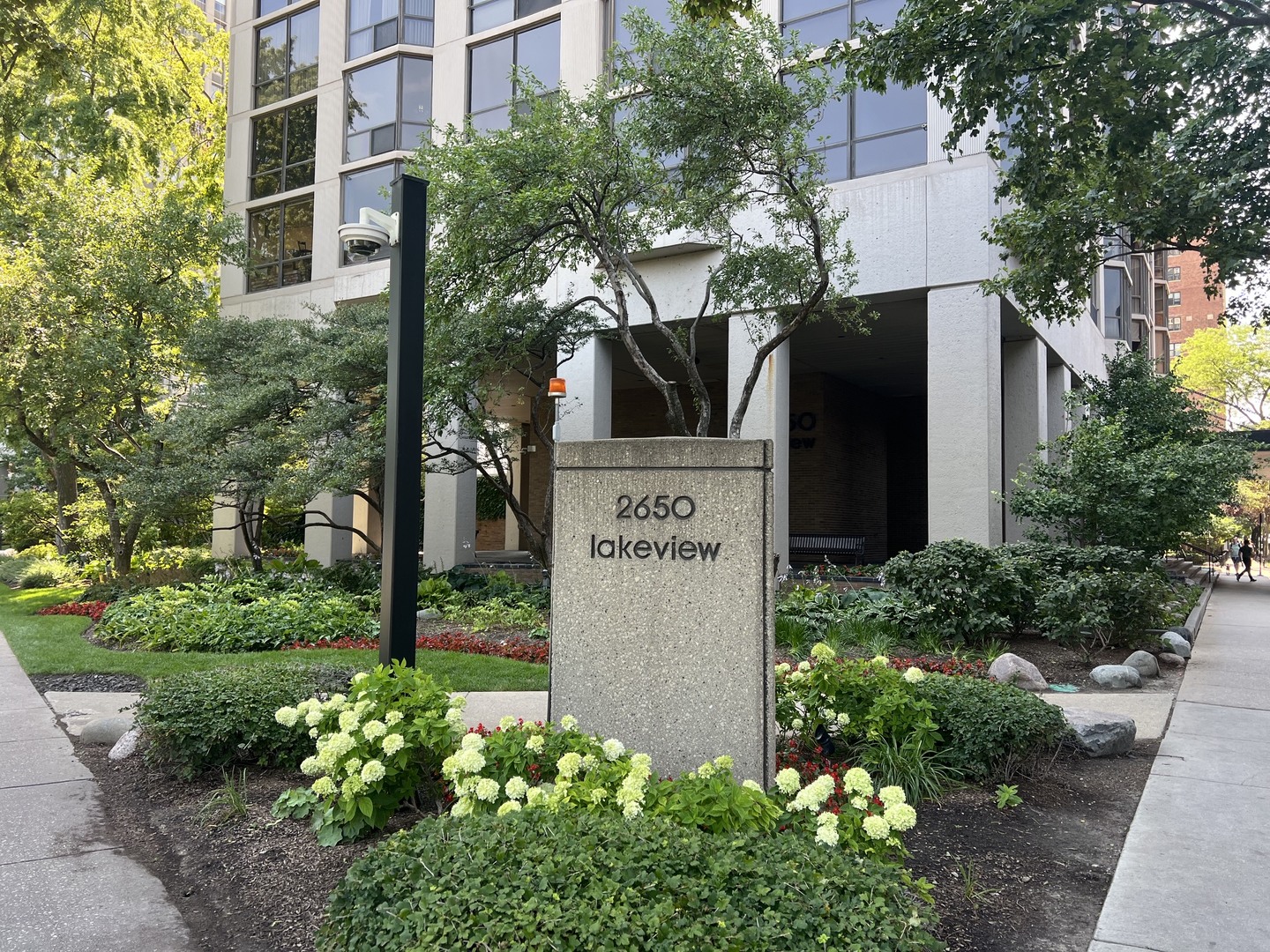 2650 N LAKEVIEW Avenue Unit: 3708