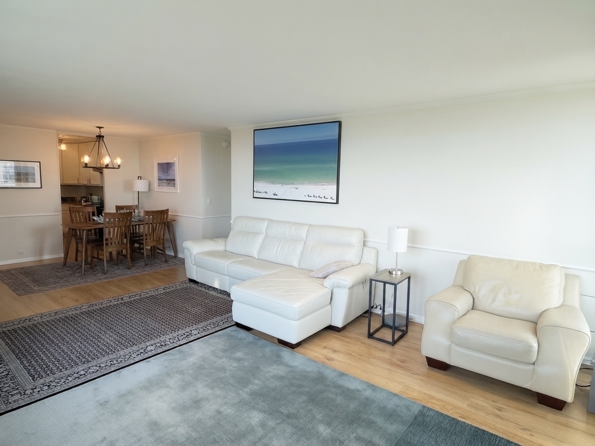 1850 N Clark Street Unit: 2803