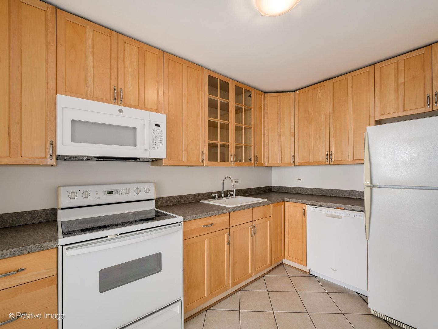 1660 N LA SALLE Drive Unit: 2809
