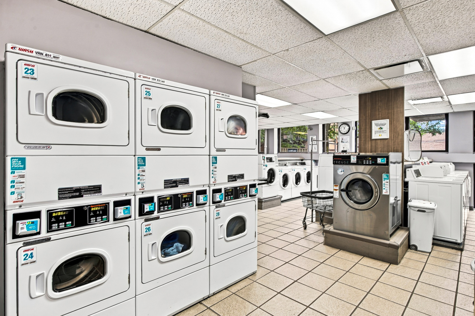 1660 N LA SALLE Drive Unit: 2809