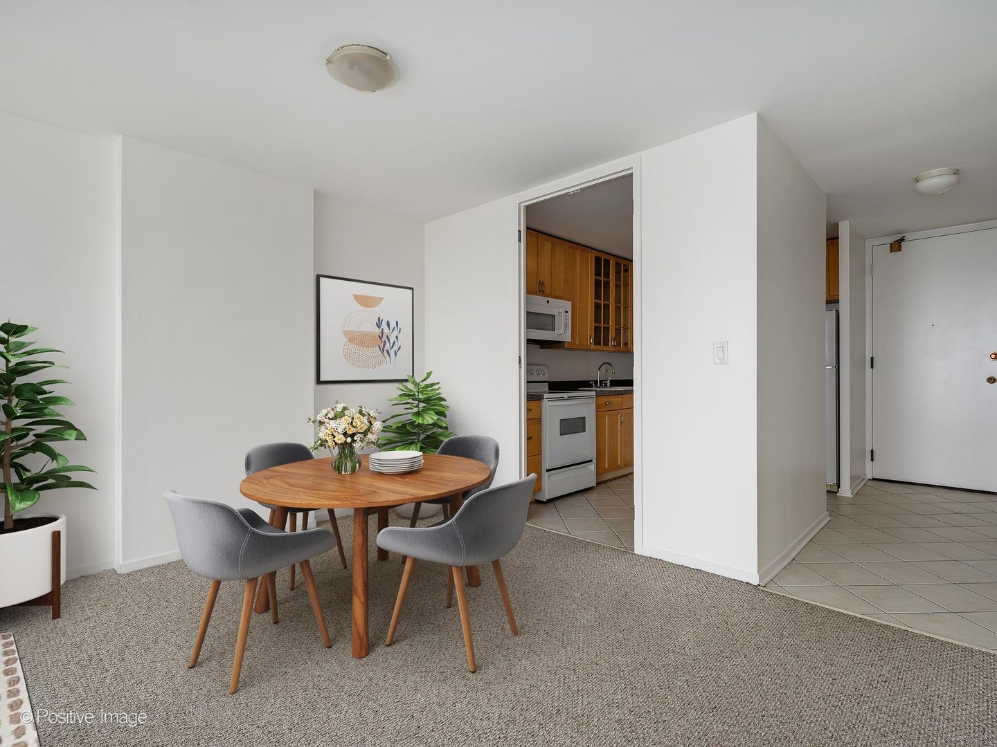1660 N LA SALLE Drive Unit: 2809
