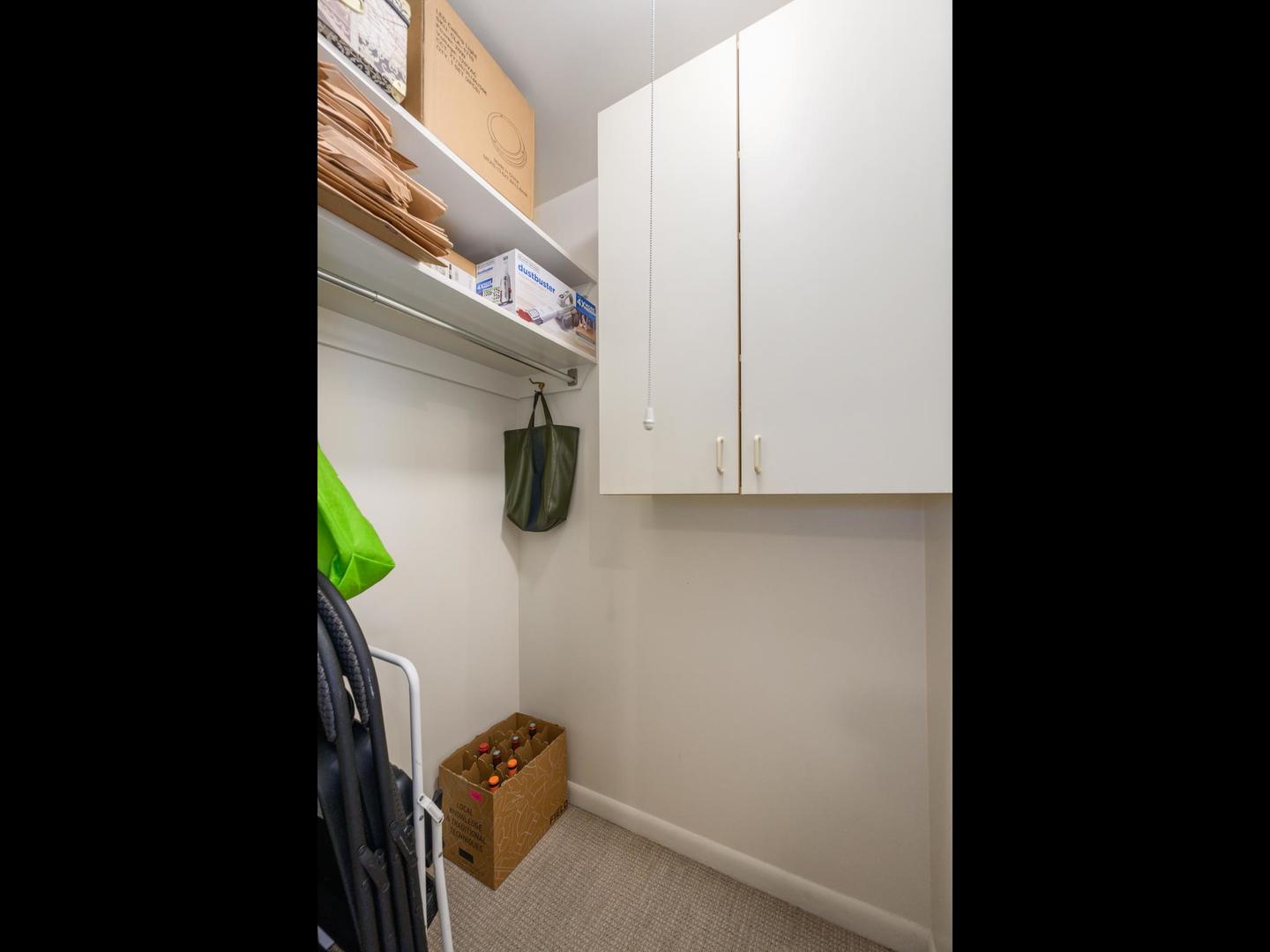 2800 N Lake Shore Drive Unit: 1911