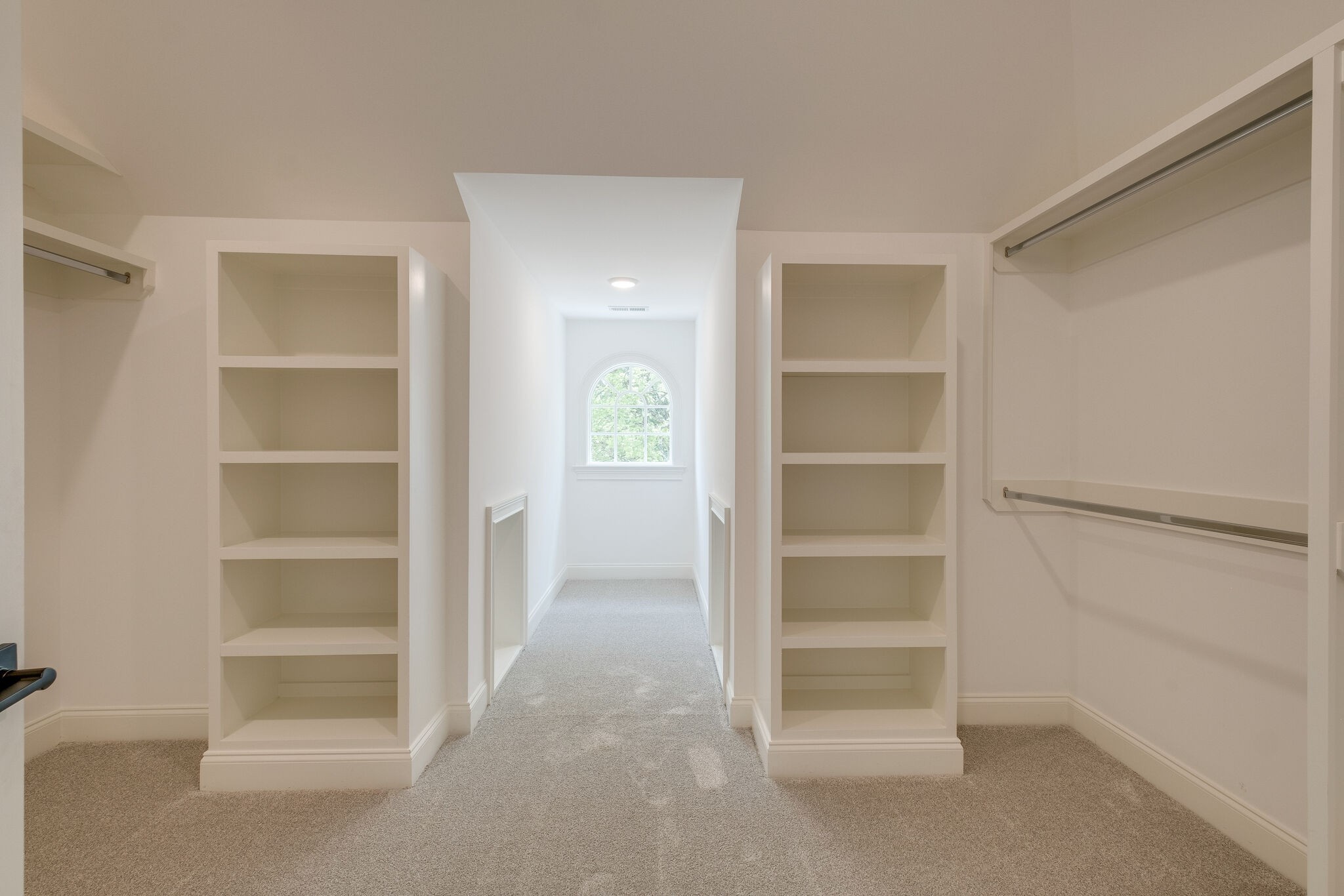 4220 Kirtland Rd