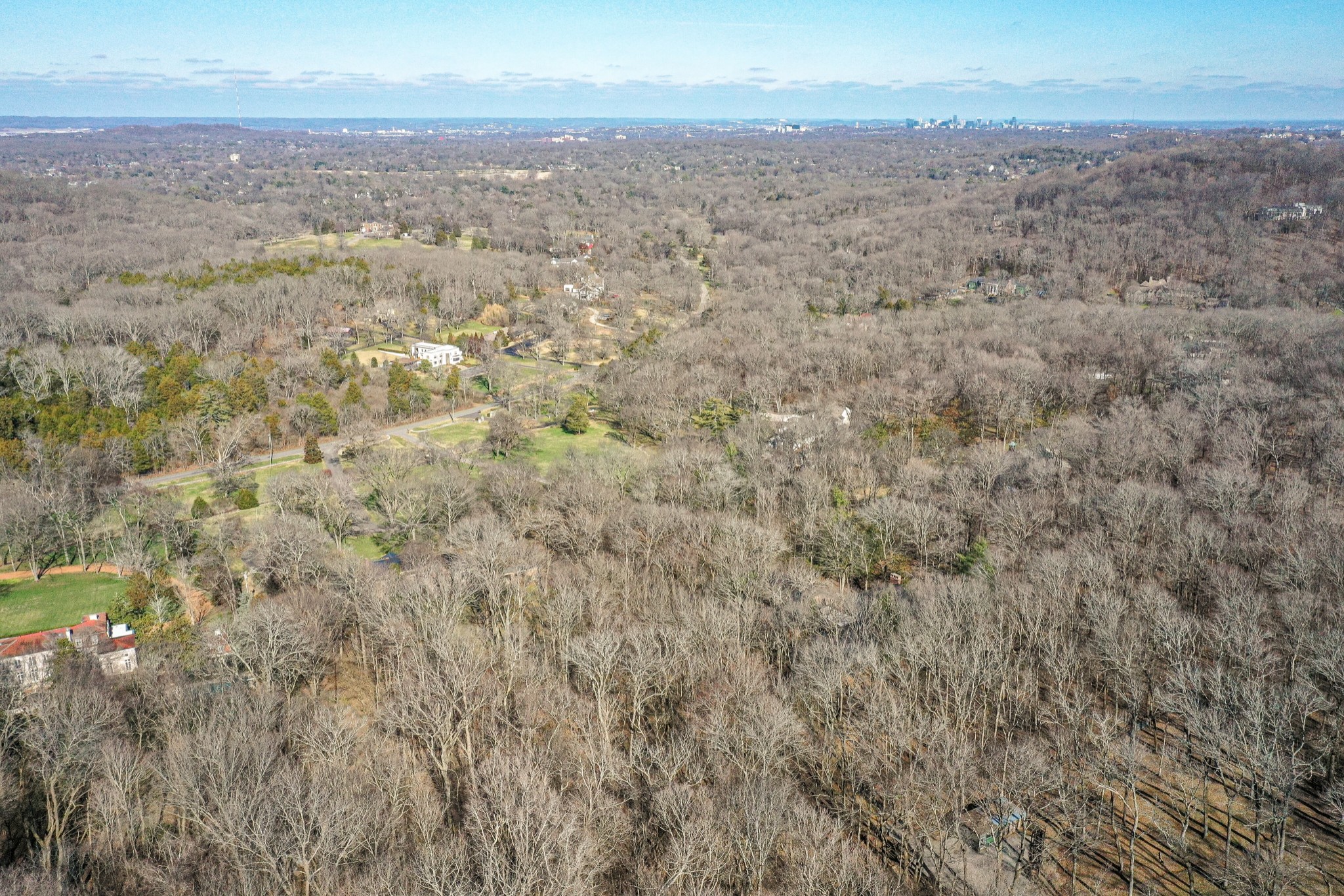 1416 Chickering Rd