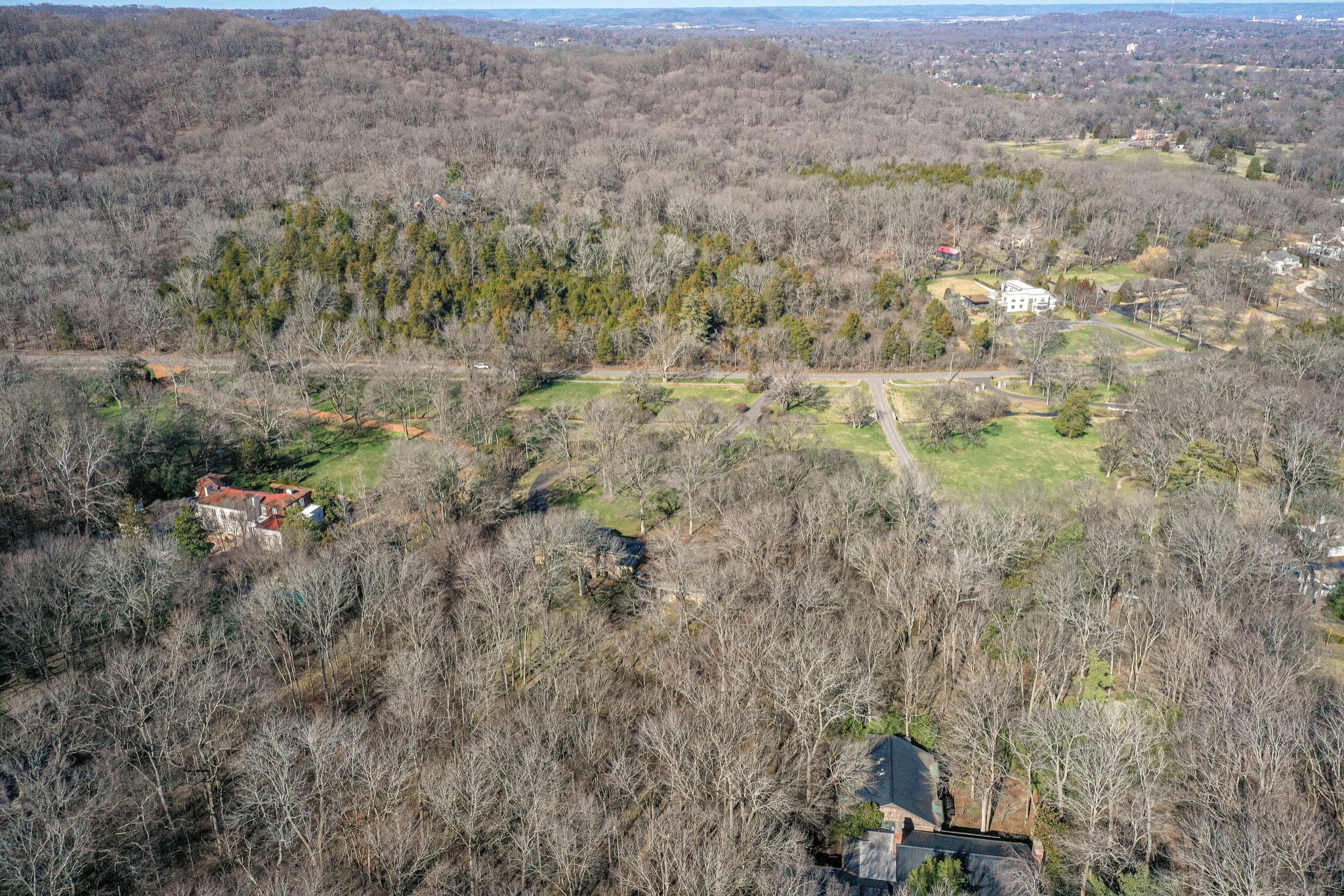 1416 Chickering Rd