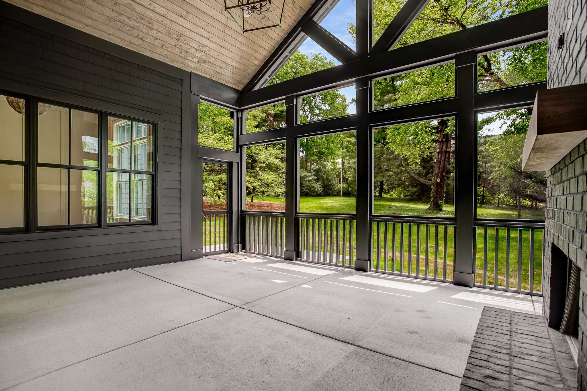 2321 Valley Brook Rd
