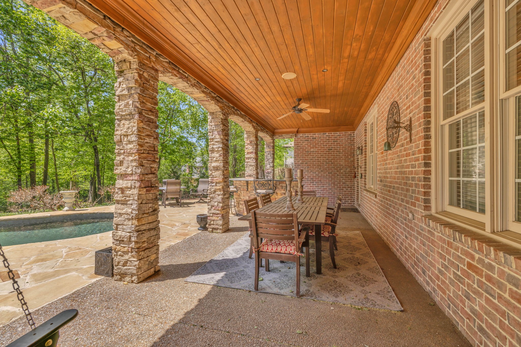 525 Arden Wood Pl