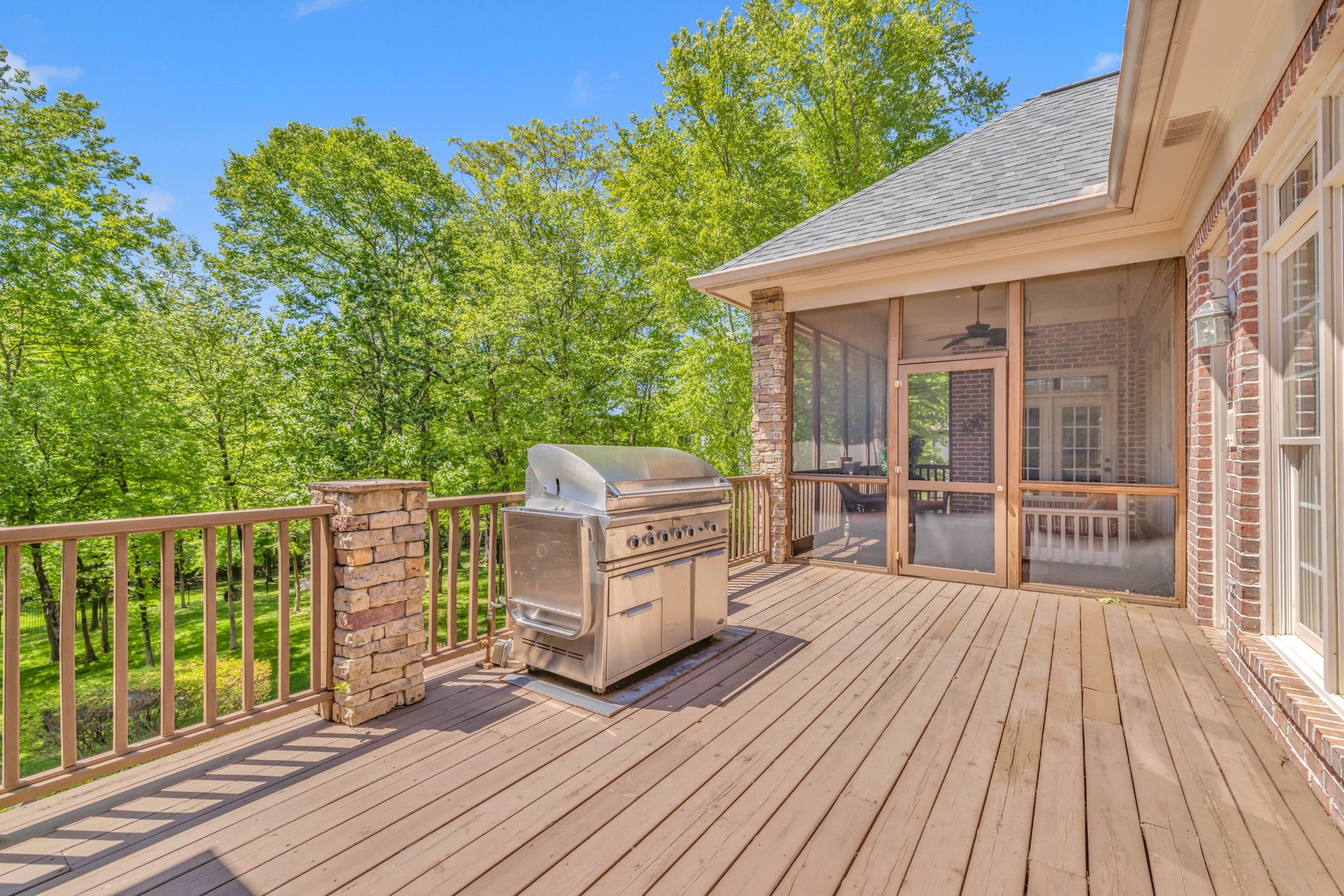 525 Arden Wood Pl