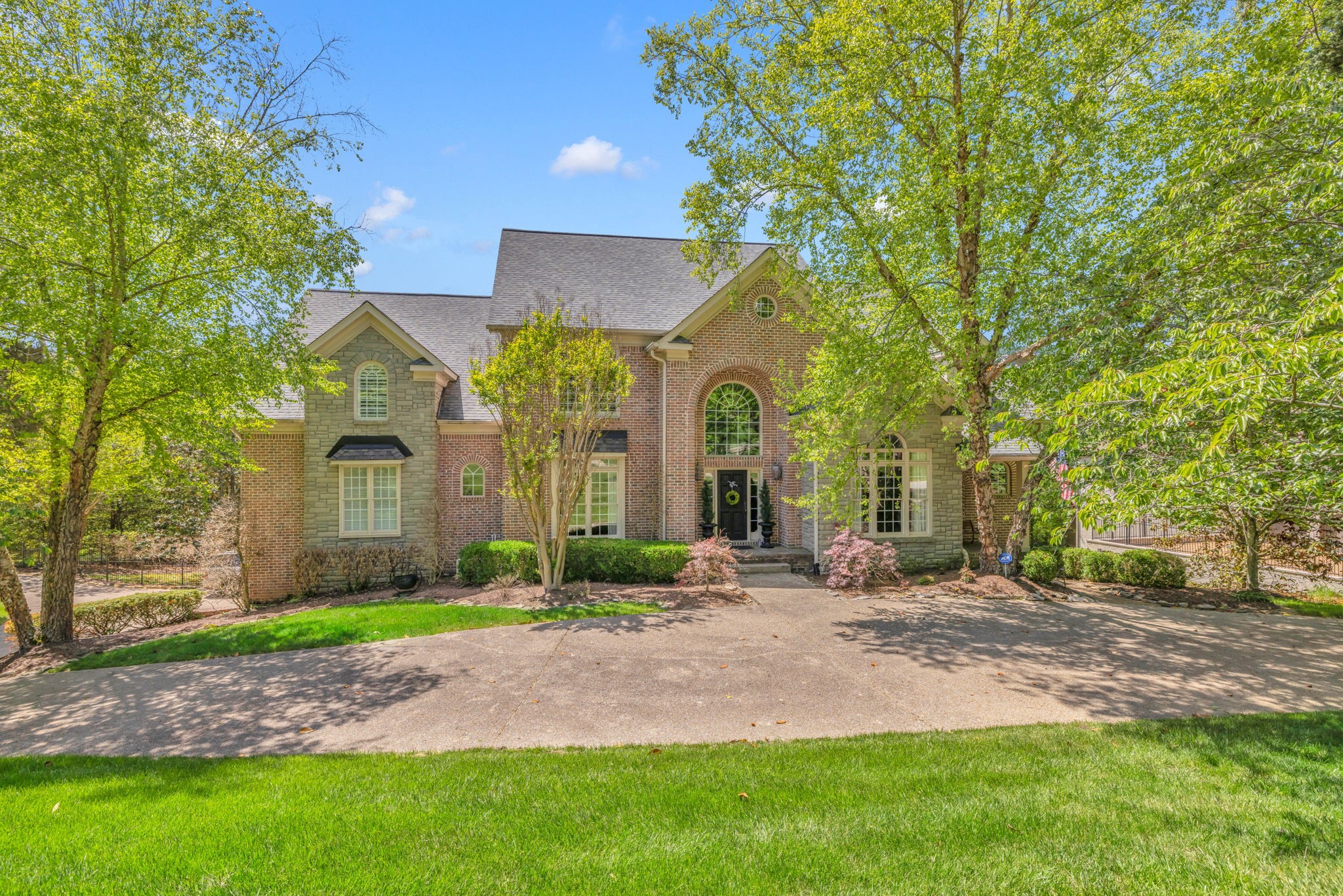 525 Arden Wood Pl