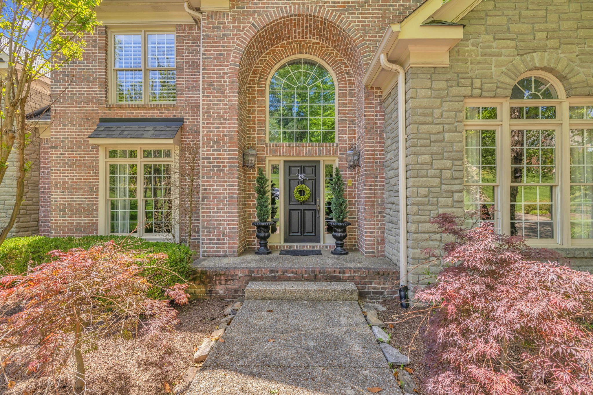525 Arden Wood Pl