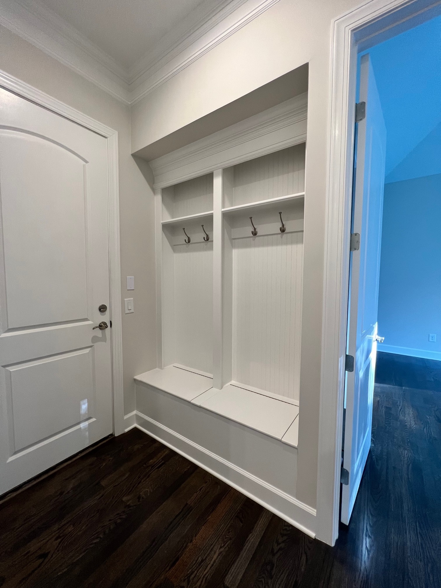 1043 Sinatra Drive