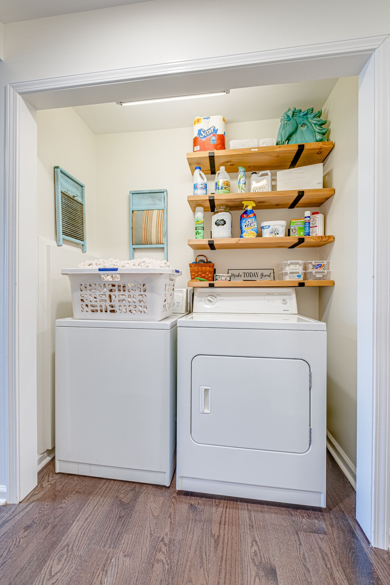 115 Cottage Pl Unit: 15