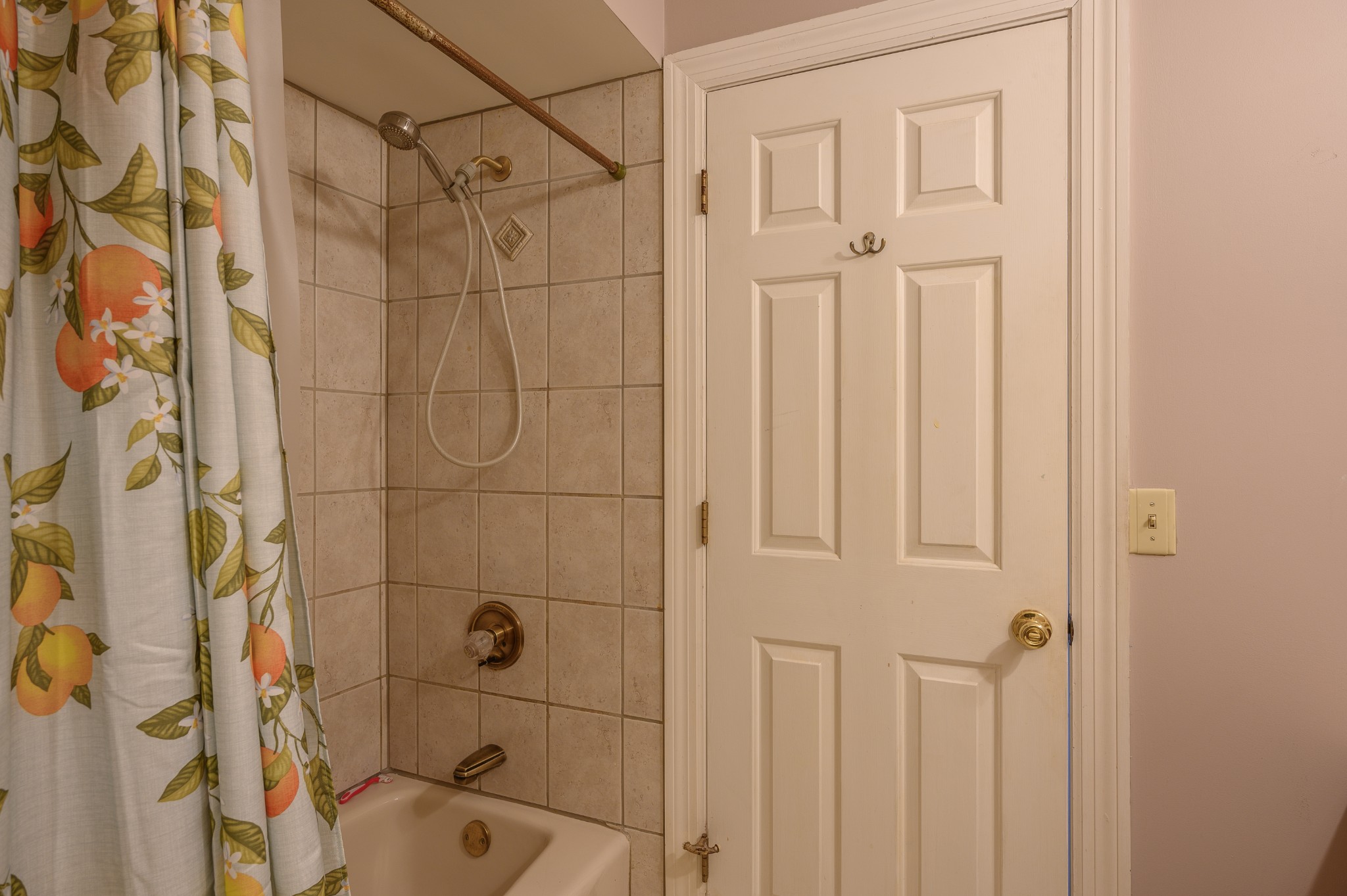 905 Fireside Ct