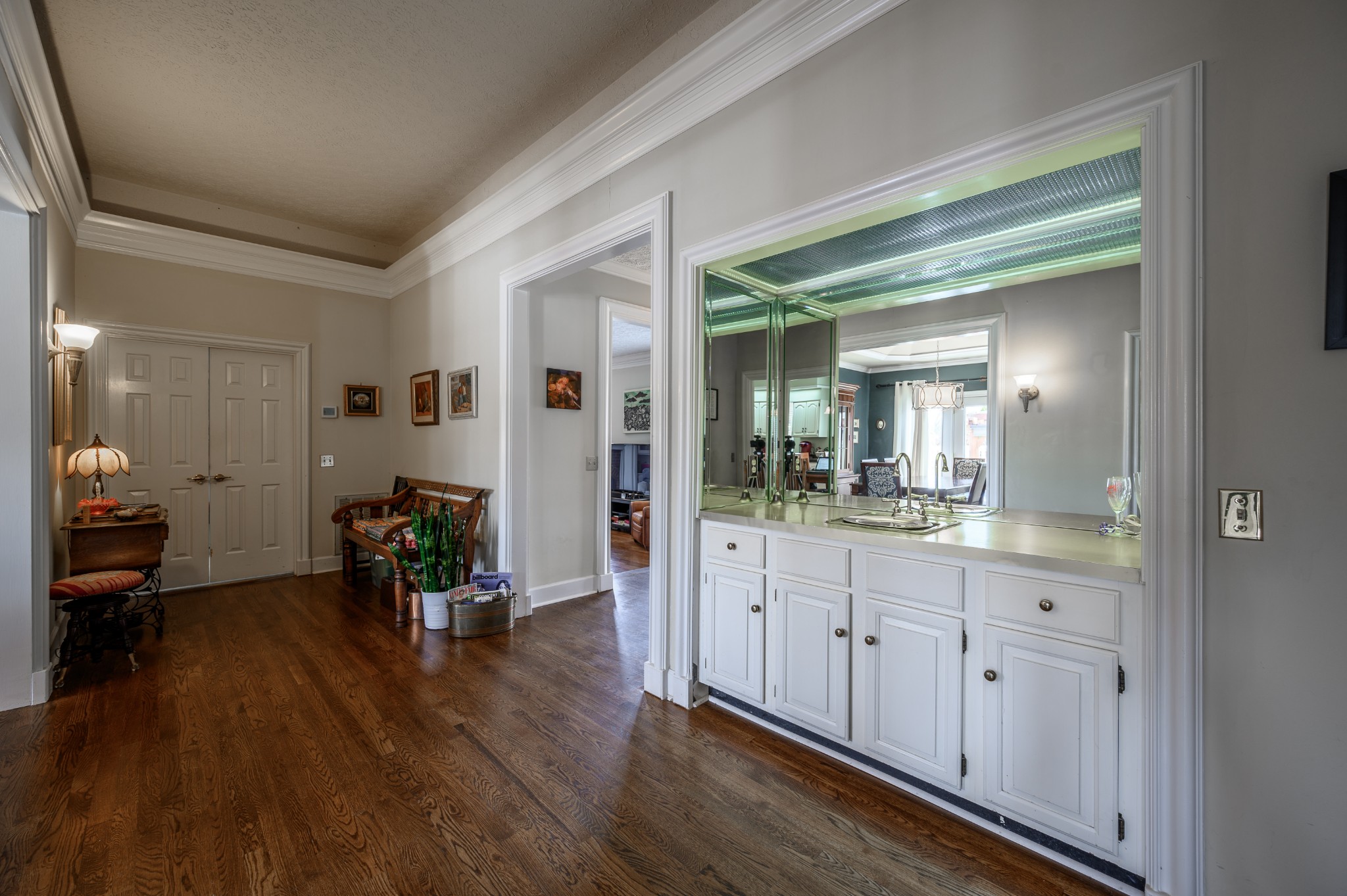 905 Fireside Ct