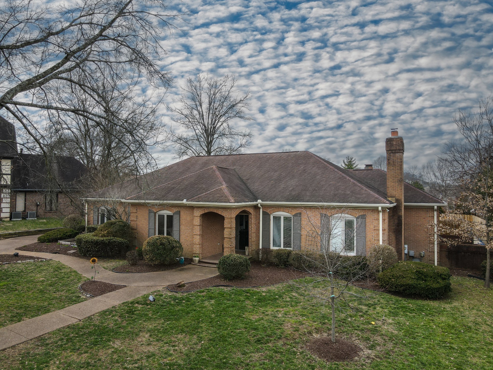 905 Fireside Ct