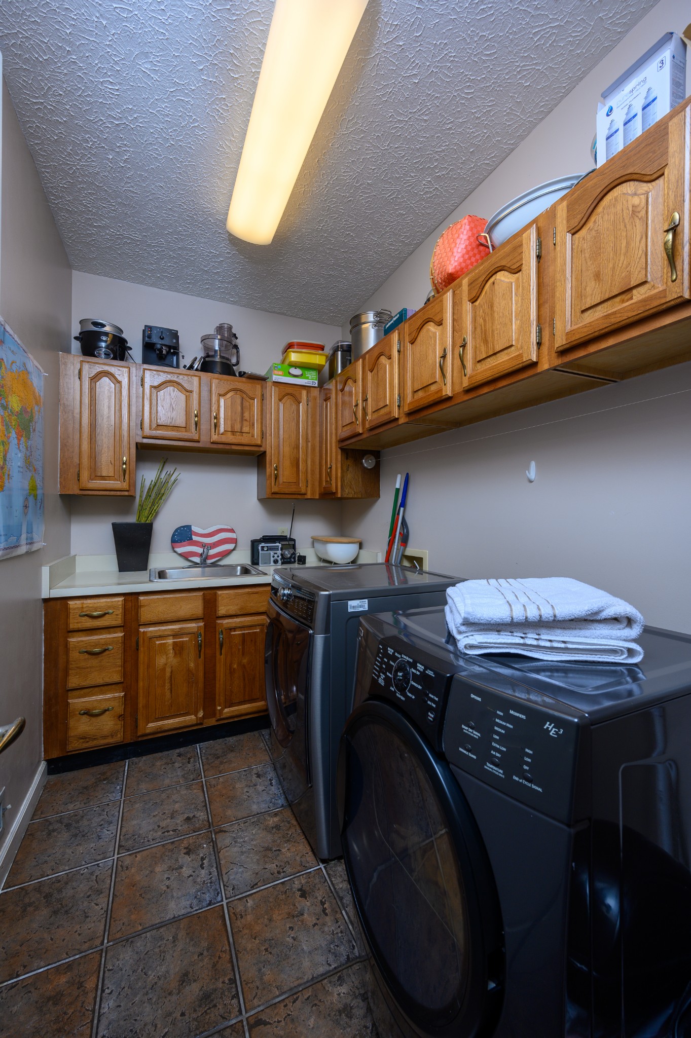 905 Fireside Ct