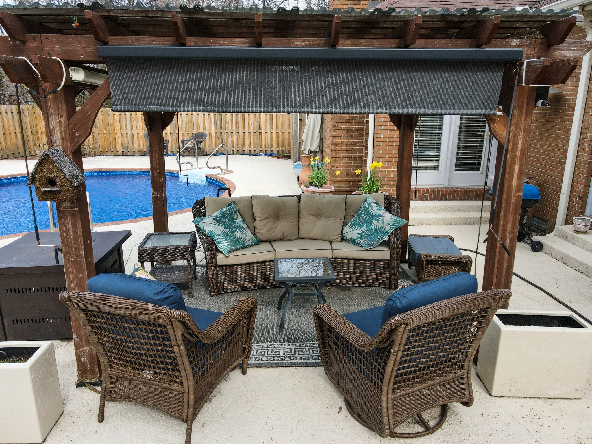 905 Fireside Ct