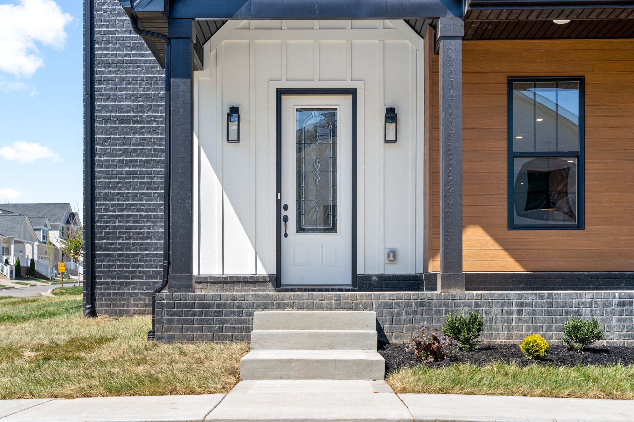 172 LUTHER ST