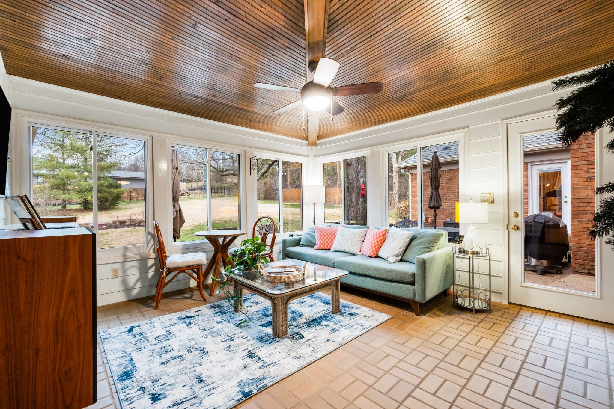 5111 Woodland Hills Dr