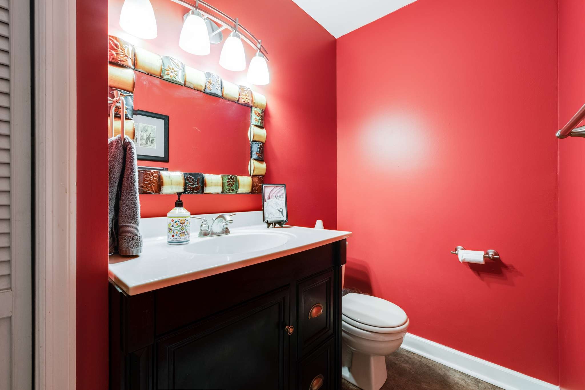 5111 Woodland Hills Dr