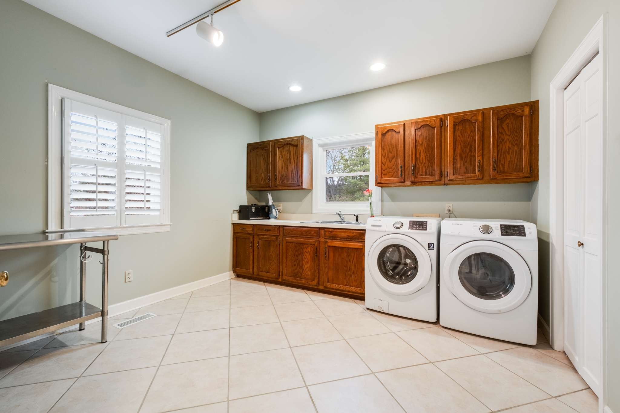 5111 Woodland Hills Dr