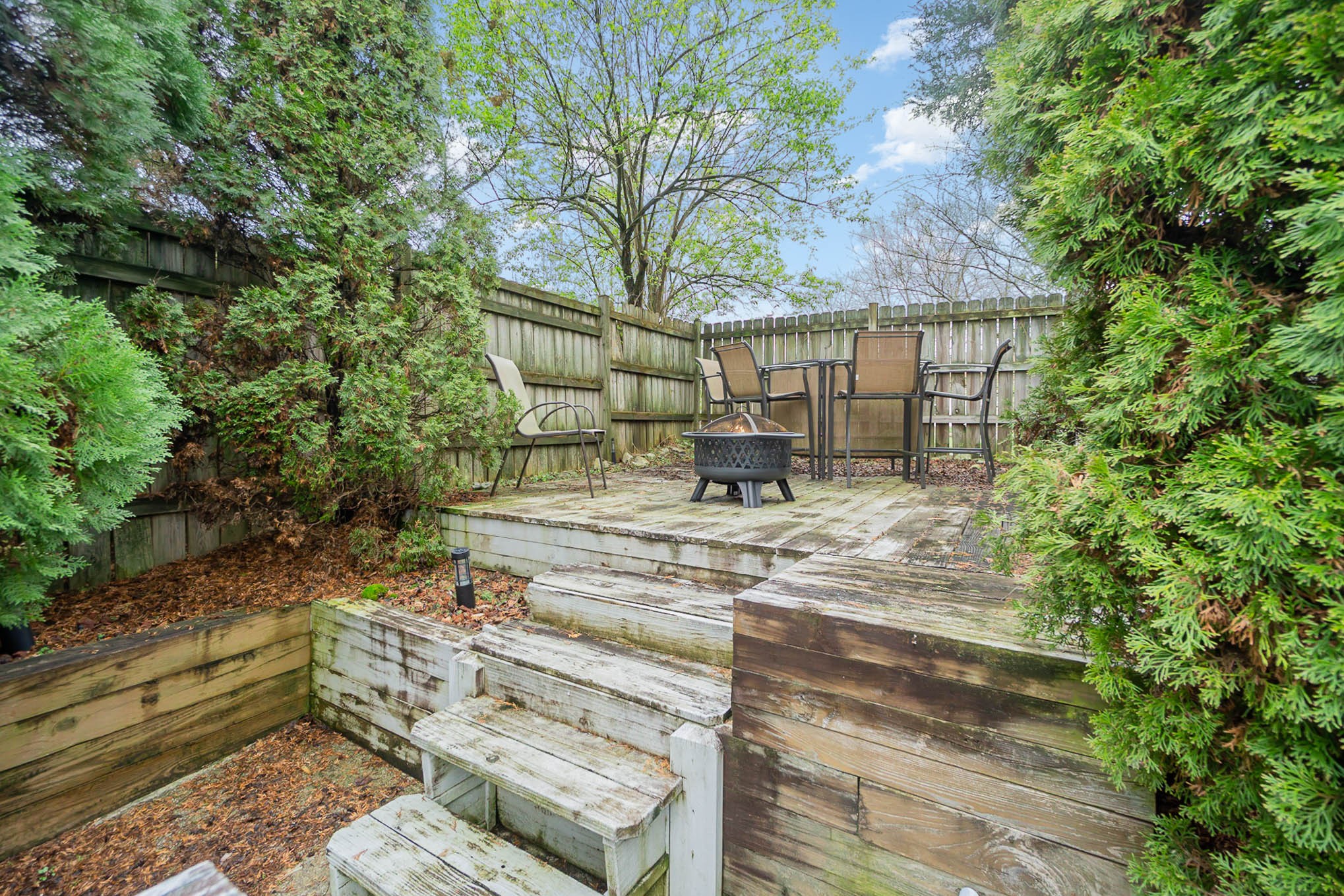 1224 Timber Valley Dr