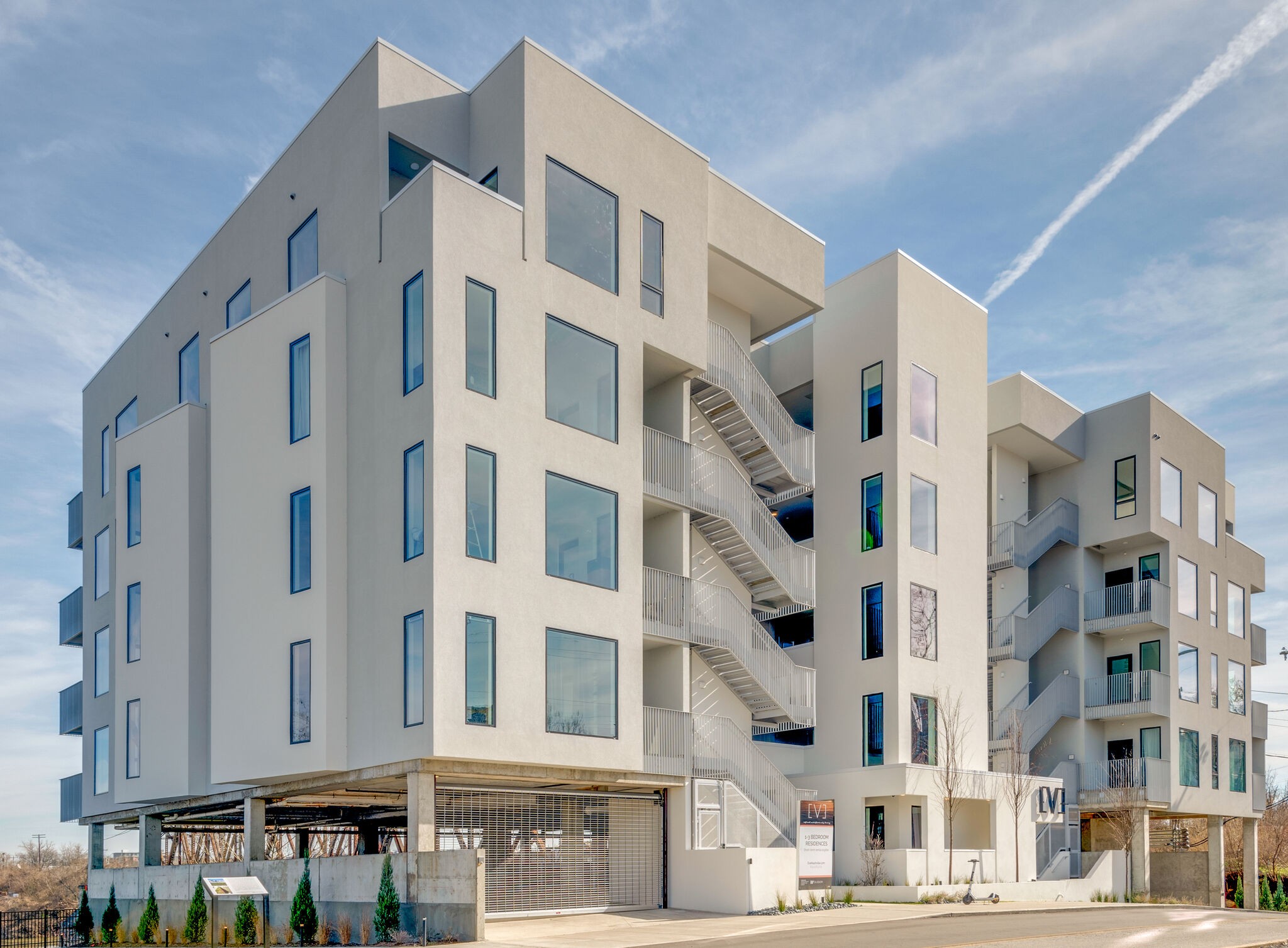 700 1st Ave, N Unit: 202