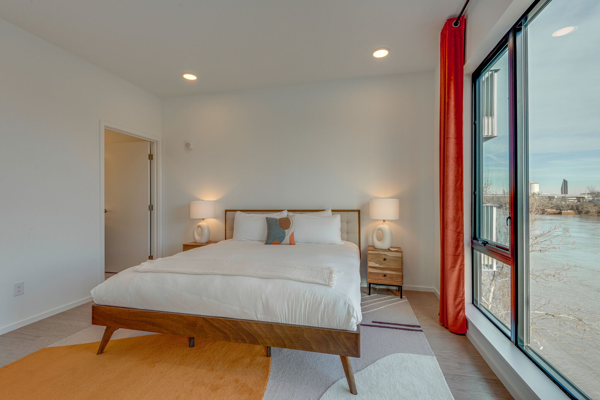 700 1st Ave, N Unit: 202