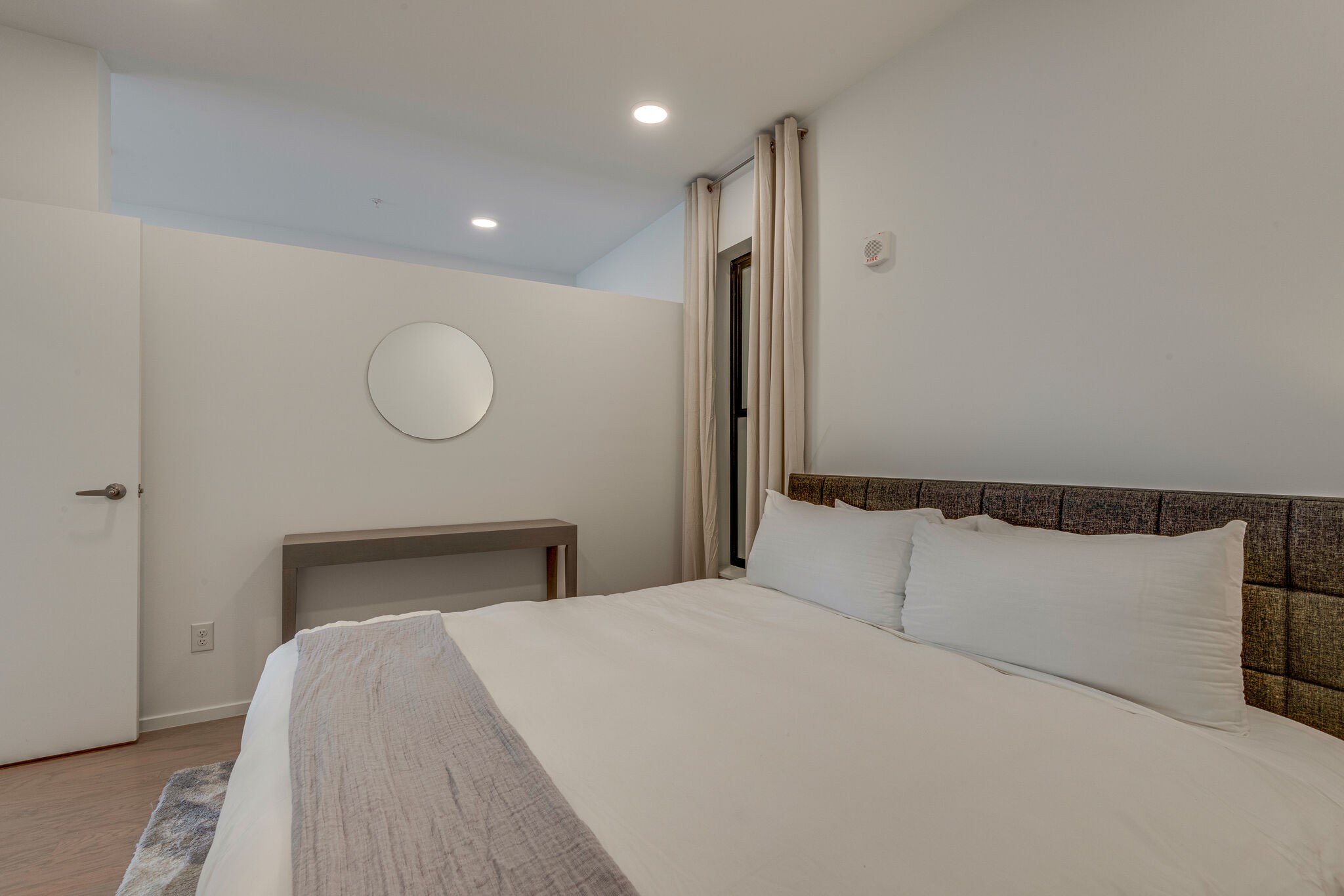 700 1st Ave, N Unit: 202