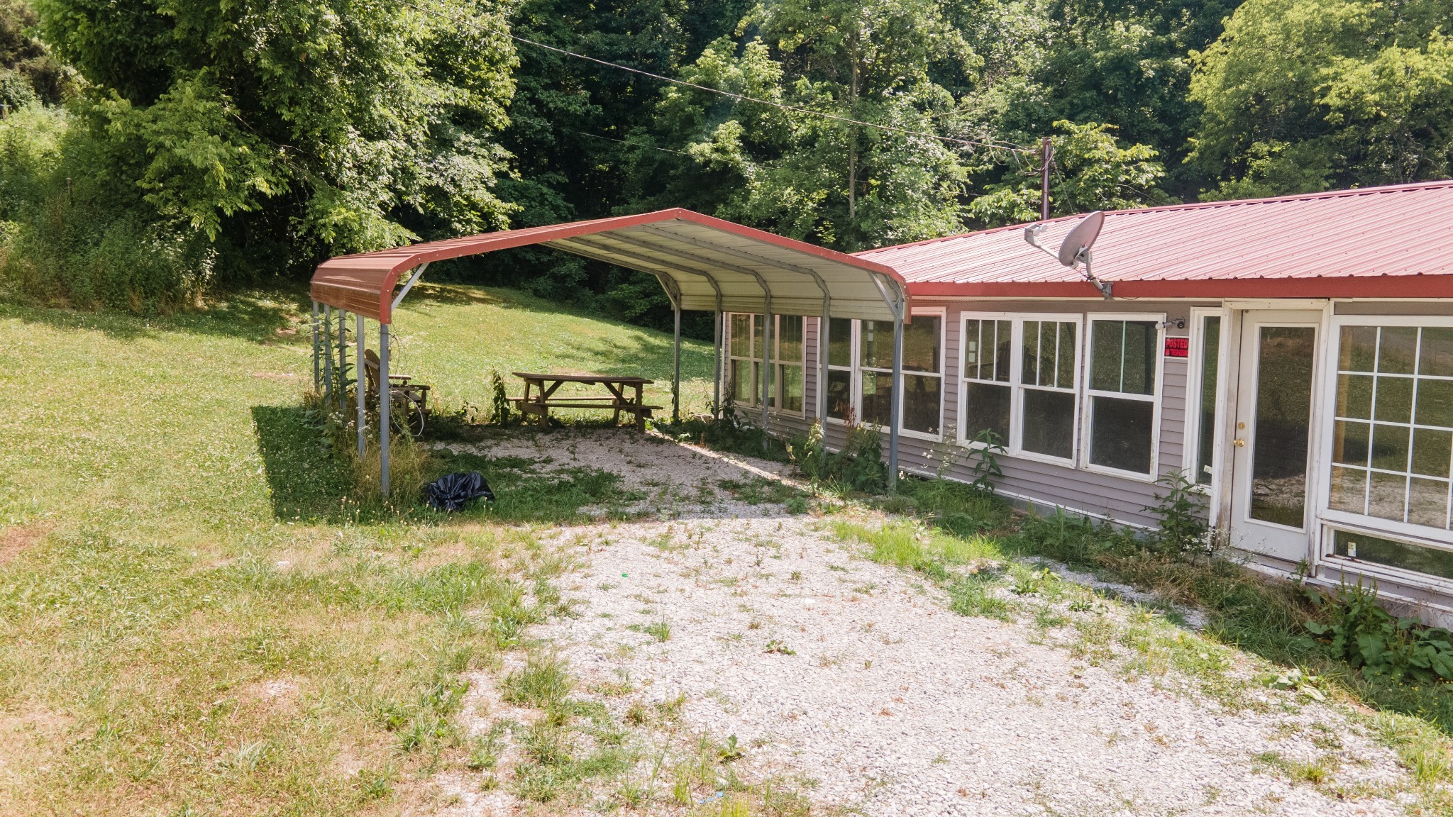 1244 Ray Burton Rd