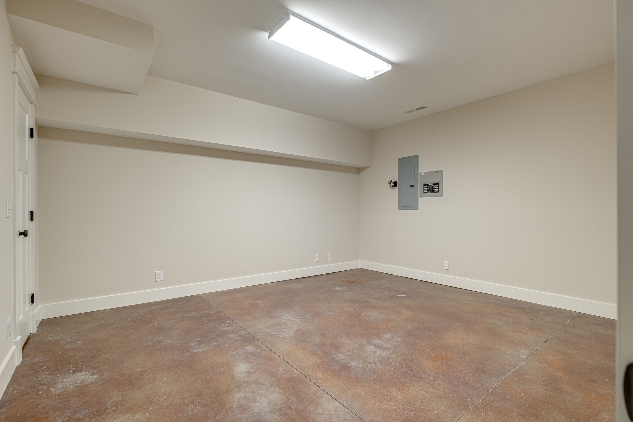 4502 Dakota Ave