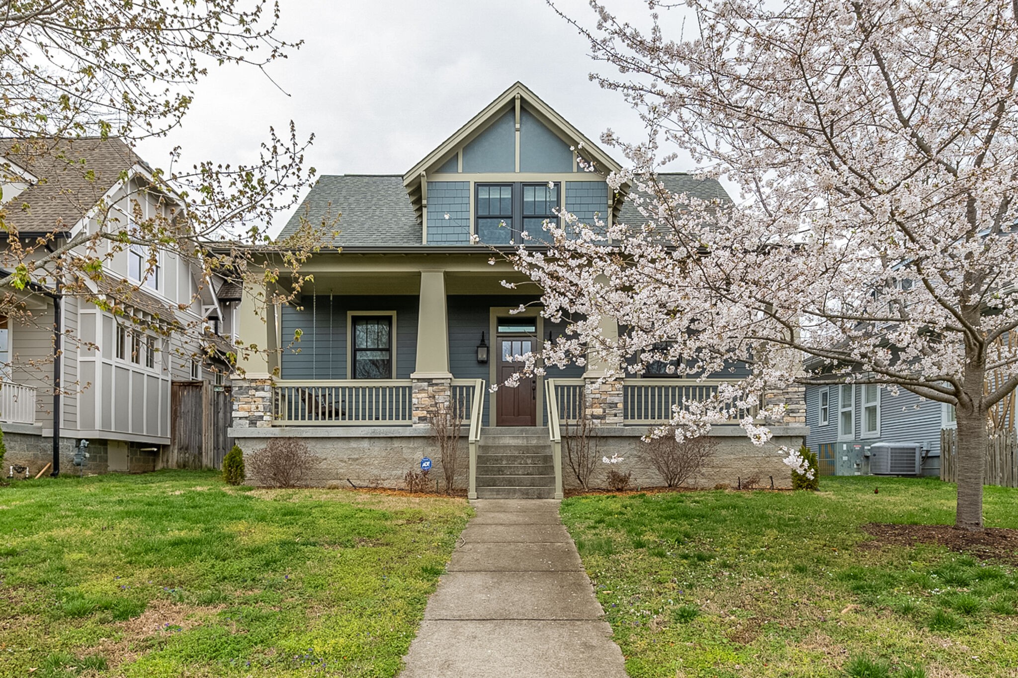 4502 Dakota Ave