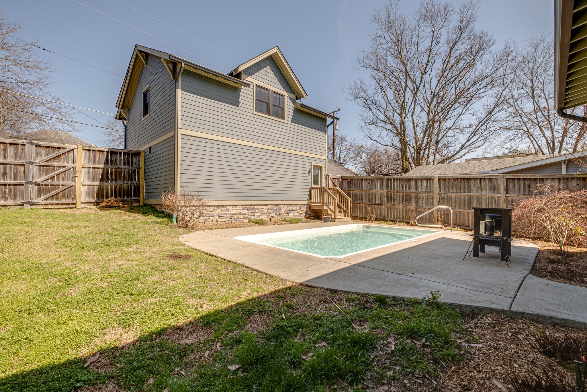 4502 Dakota Ave