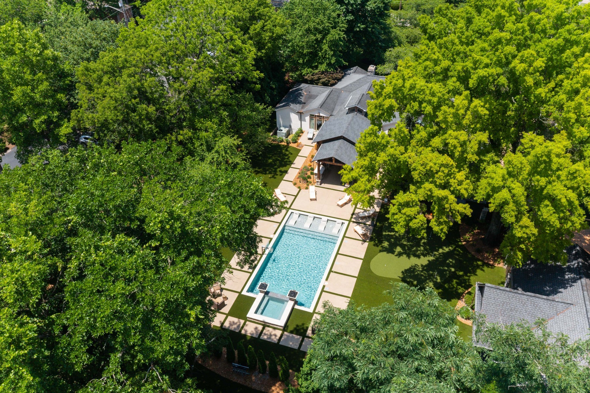 4020 Estes Rd