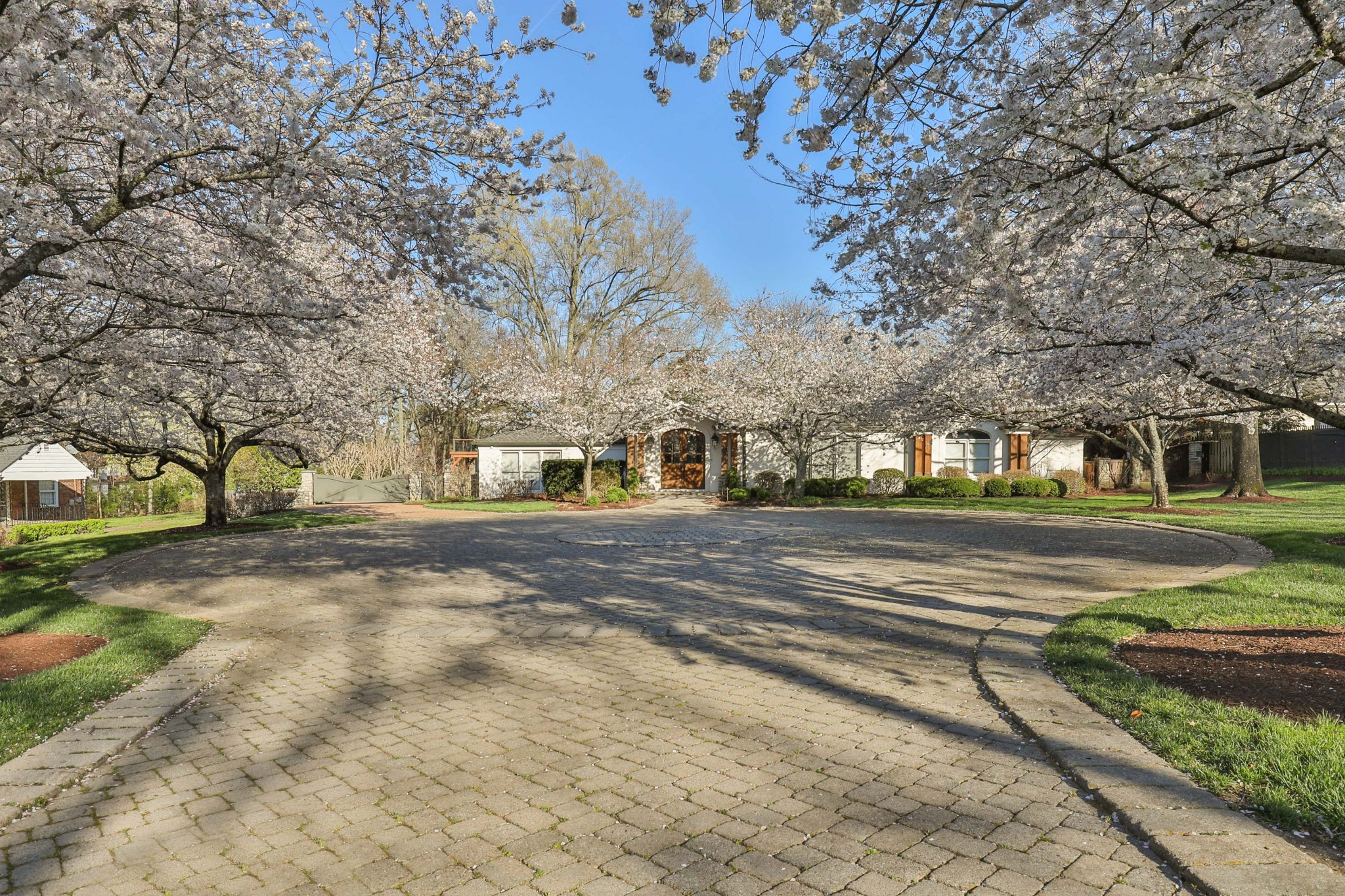 4020 Estes Rd