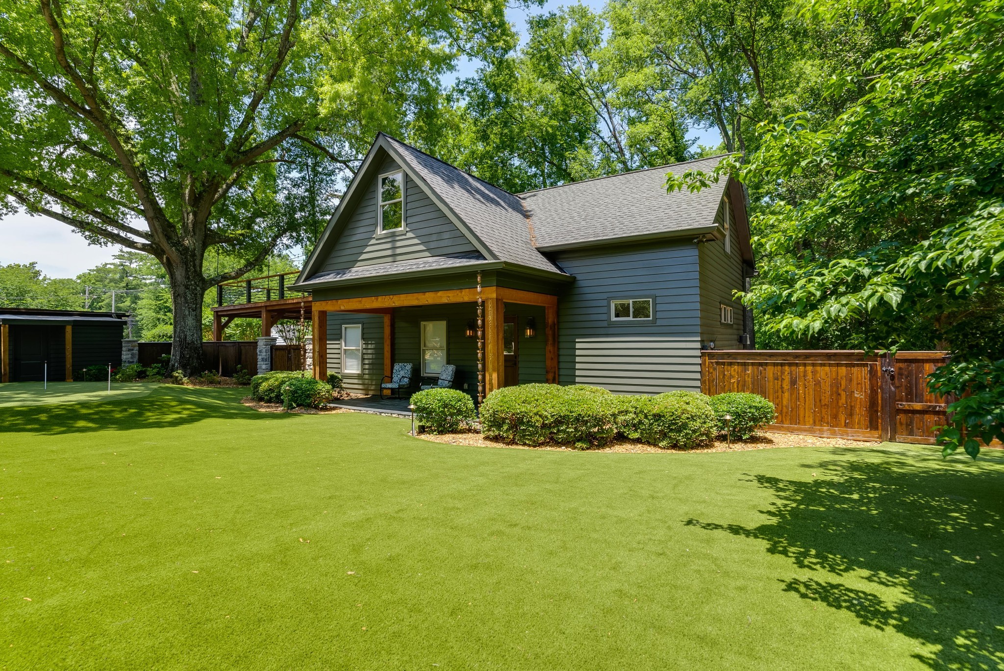 4020 Estes Rd