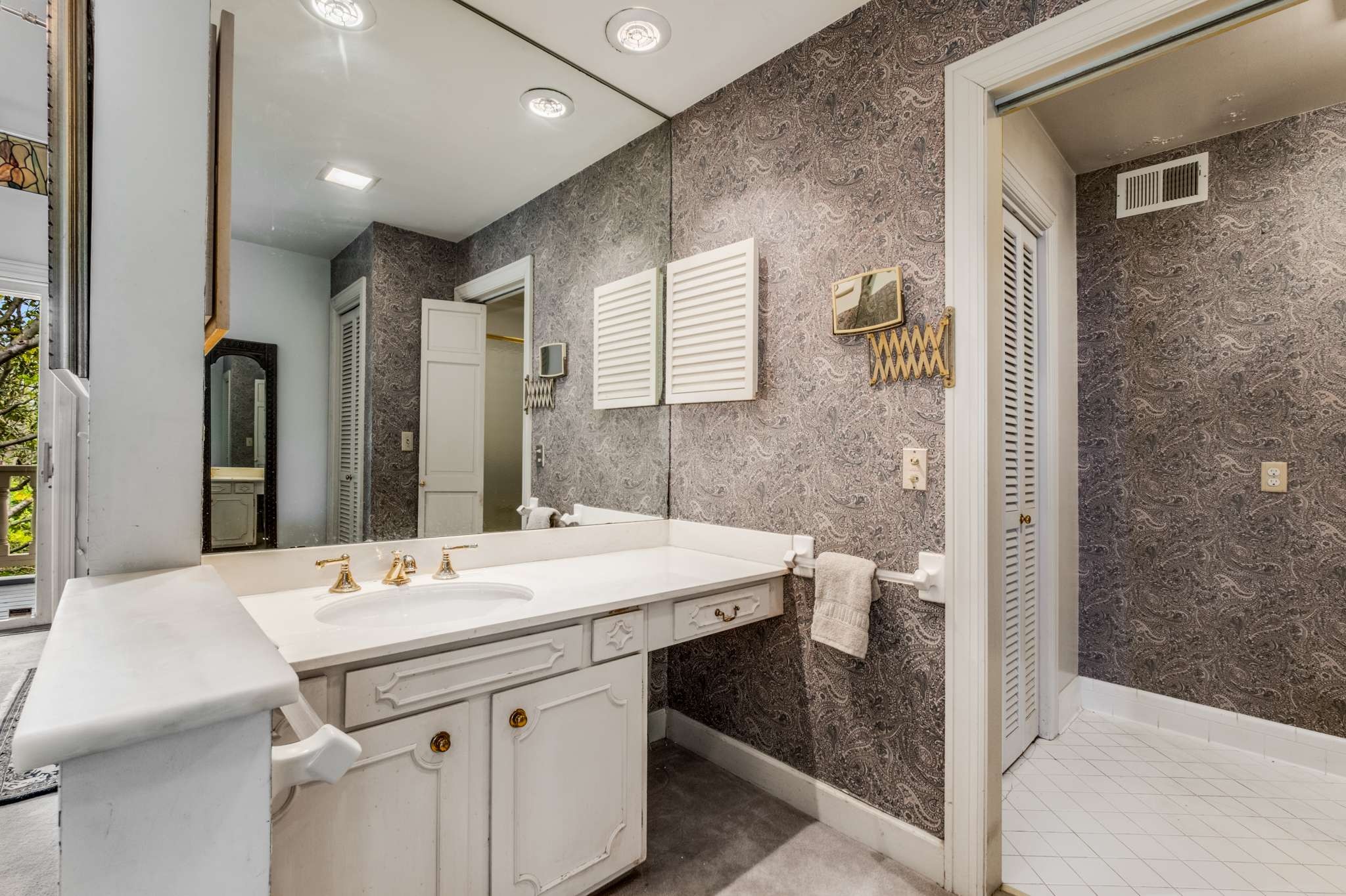 2128 Golf Club Ln