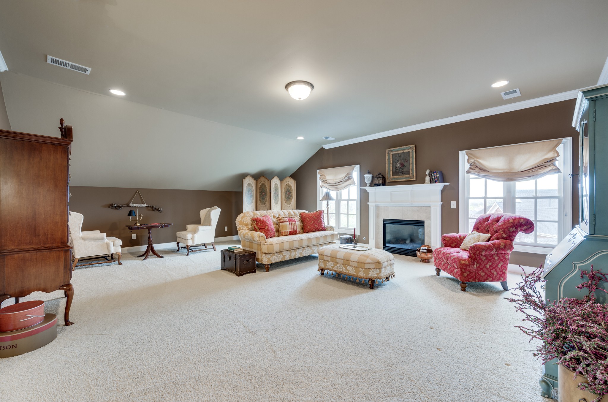 318 Morning Mist Ln