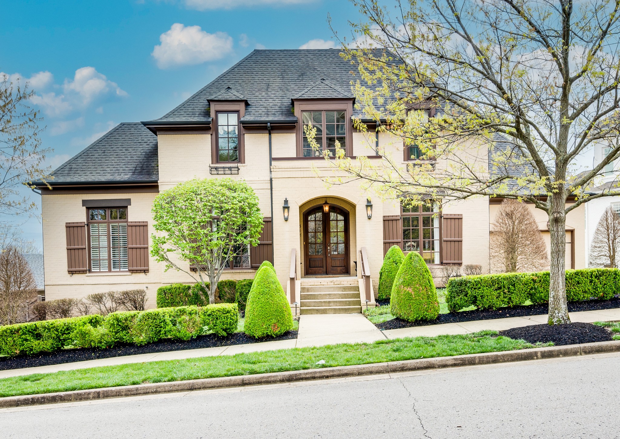 318 Morning Mist Ln