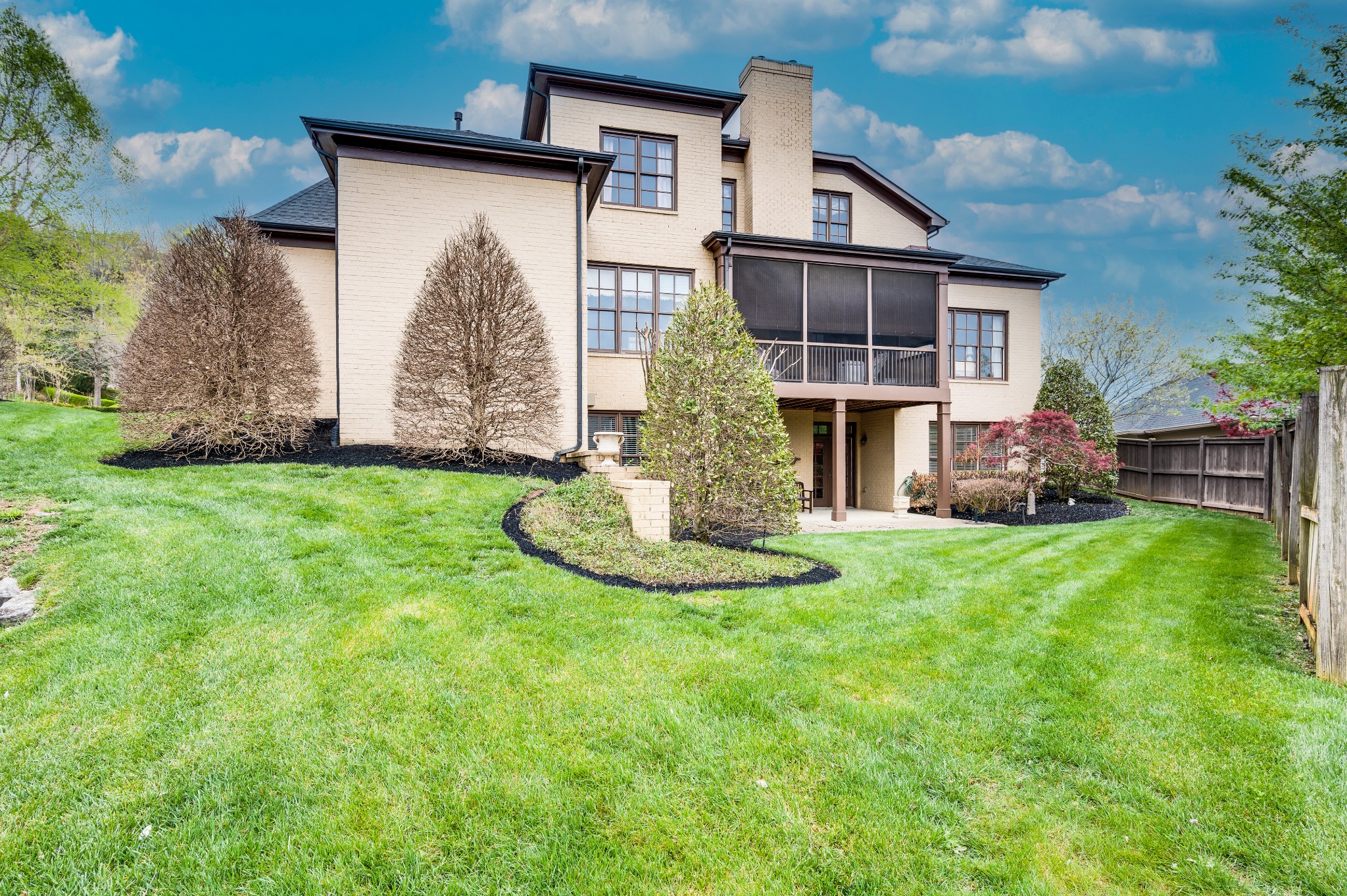 318 Morning Mist Ln