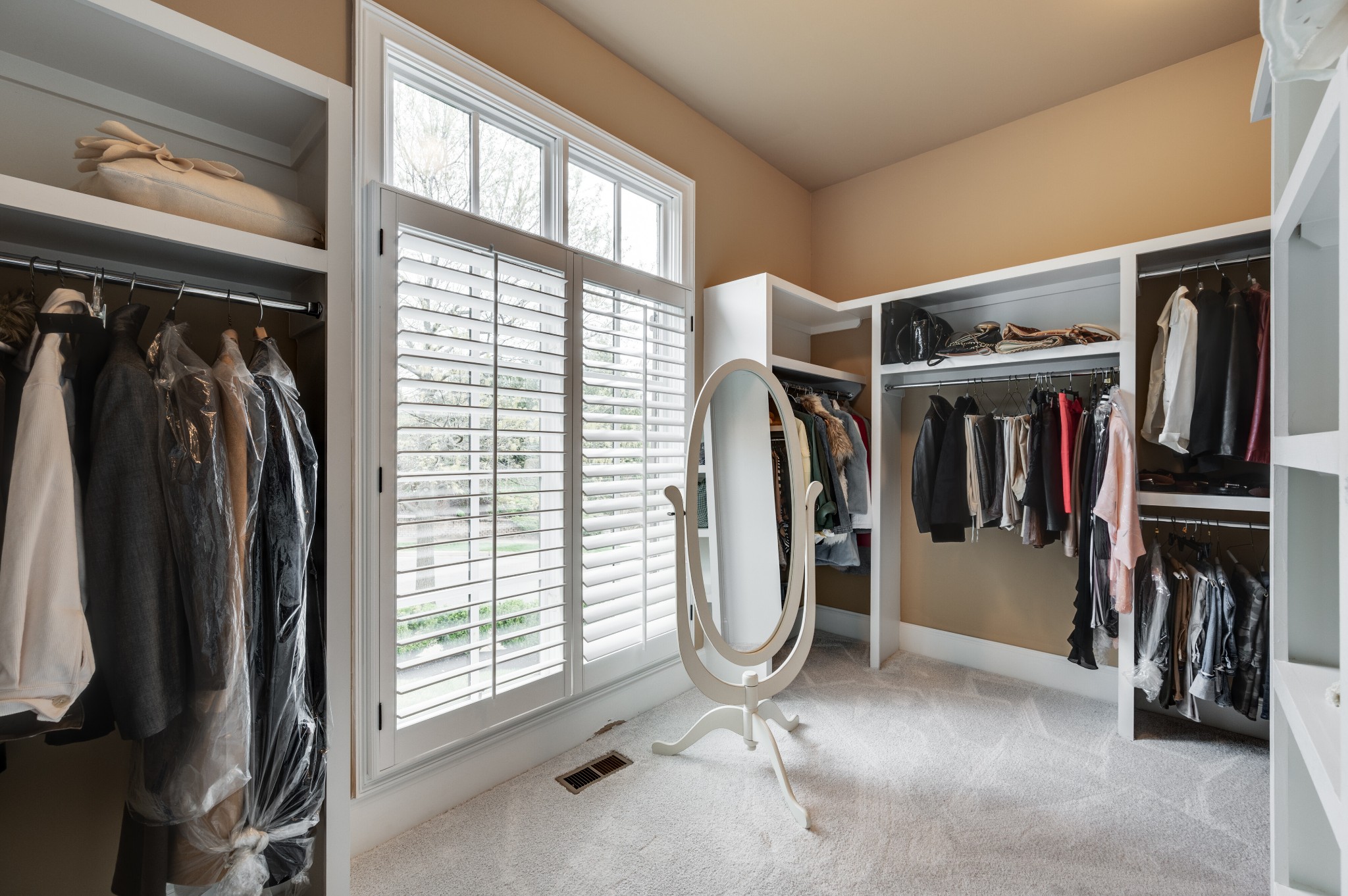 318 Morning Mist Ln