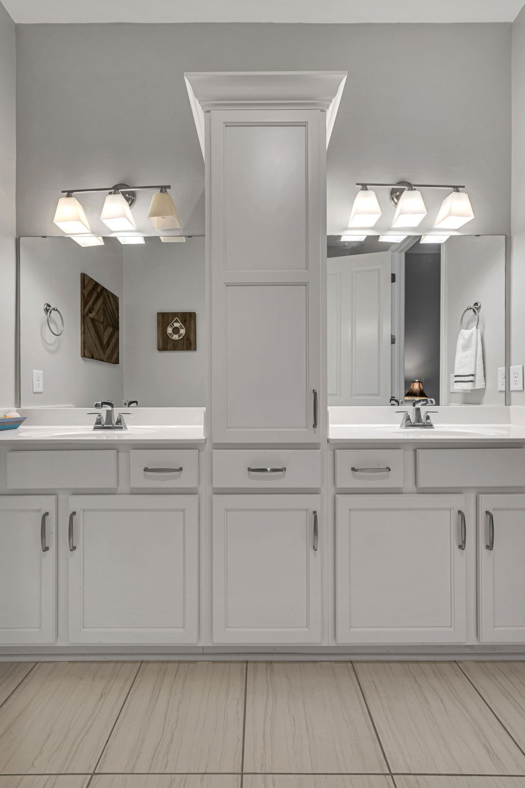 2355 Fairchild Cir Unit: 102